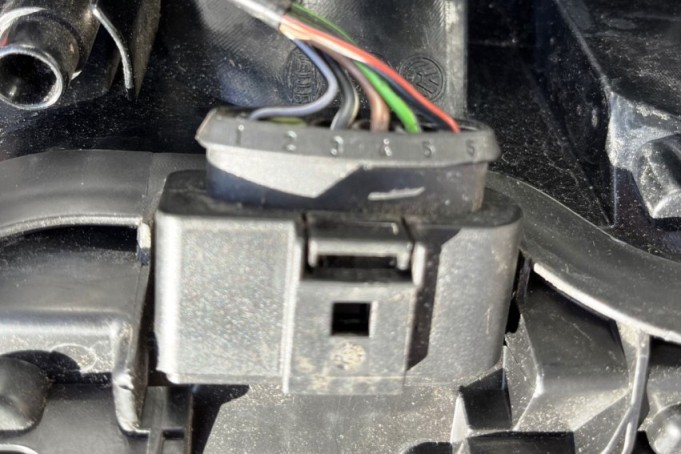 VW T5 connector